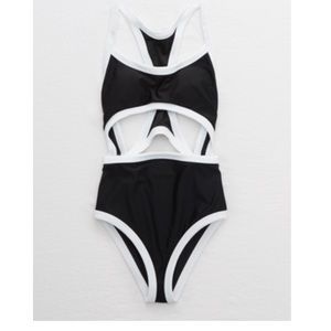 NWT Aerie pop cut out one piece swimsuit